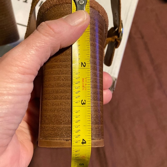 *****PRICE IS FIRM*****Camel ColorLeather Slingbacks Christian Di Riccio. NWT! - Picture 3 of 16